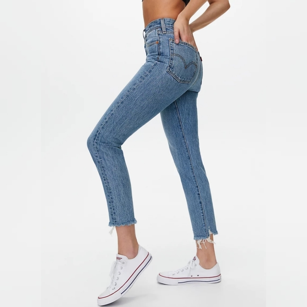 Levi's Wedgie Icon High Rise Fray Hem Straight Leg Ankle Jeans